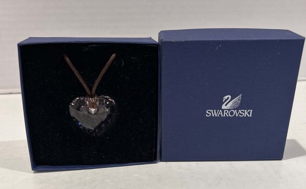 NEW- Swarovski Crystal Necklace Pink Heart Pendant leather strap